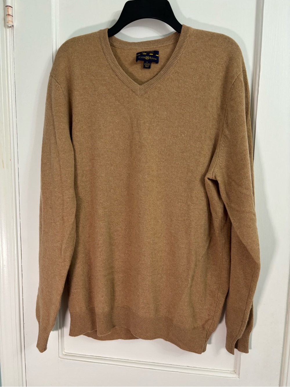 Club Room Men's Camel/Tan V-Neck Sweater